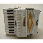 ACORDEON FARINELLI ACORDEON TECLAS JUNIOR BLANCO 22-8 22K8BSW - Envío Gratuito